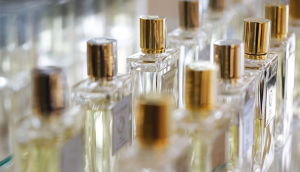 گروه عطر روحانی ، بهترین عطر فروشی مشهد ، بهترین عطرهای مردانه ، بهترین عطرهای زنانه ، عطر و ادکلن